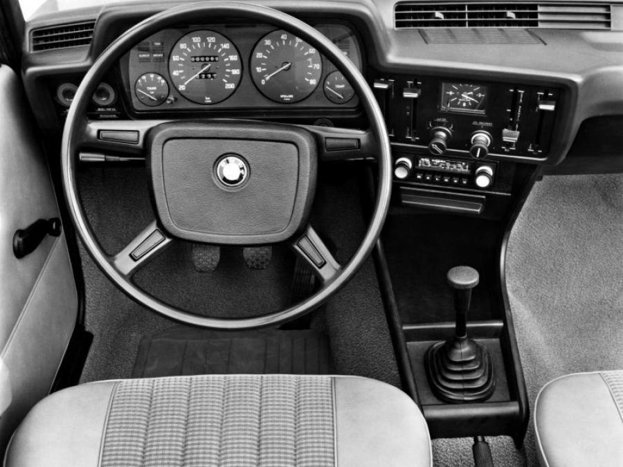  BMW 316 Coupe 1975 года  (фото 9 из 13)